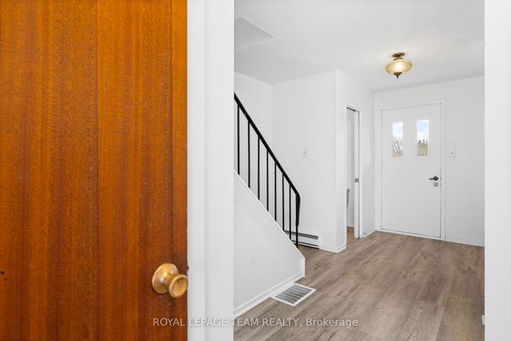 Photo 5 at 66 - 4 Arnold Drive, Nepean (Arbeatha Park), Ottawa