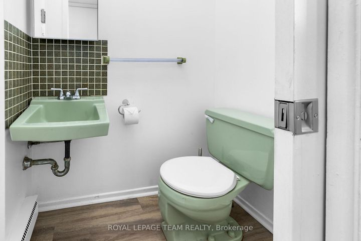 Photo 7 at 66 - 4 Arnold Drive, Nepean (Arbeatha Park), Ottawa