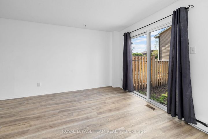 Photo 13 at 66 - 4 Arnold Drive, Nepean (Arbeatha Park), Ottawa
