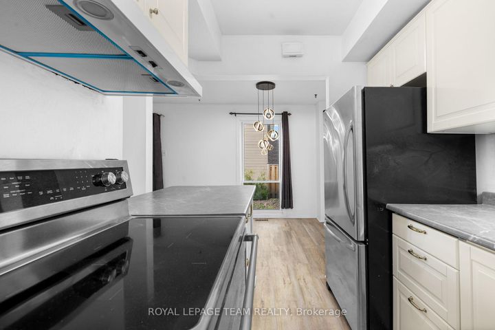 Photo 19 at 66 - 4 Arnold Drive, Nepean (Arbeatha Park), Ottawa