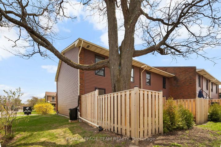 Photo 30 at 66 - 4 Arnold Drive, Nepean (Arbeatha Park), Ottawa