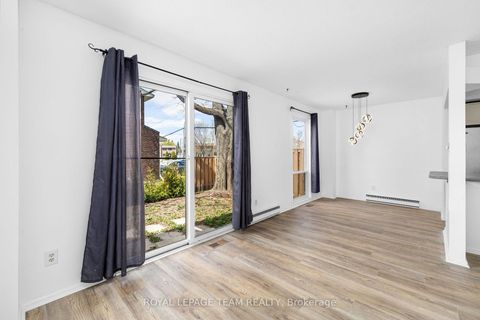 Photo 11 at 66 - 4 Arnold Drive, Nepean (Arbeatha Park), Ottawa