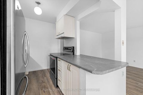 Photo 17 at 66 - 4 Arnold Drive, Nepean (Arbeatha Park), Ottawa