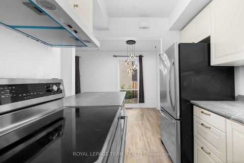 Photo 19 at 66 - 4 Arnold Drive, Nepean (Arbeatha Park), Ottawa