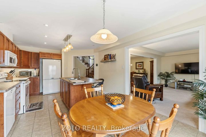 Photo 8 at 3566 Cambrian Road, Nepean (Half Moon Bay), Ottawa