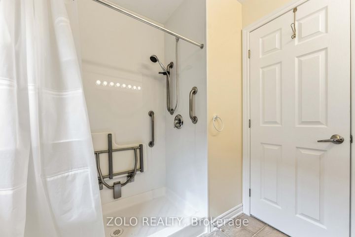 Photo 33 at 3566 Cambrian Road, Nepean (Half Moon Bay), Ottawa