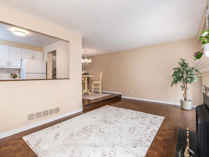 Photo 6 at 80 - 22C Maple Ridge Crescent, Nepean (Pheasant Run), Ottawa