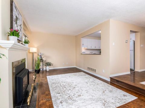 Photo 5 at 80 - 22C Maple Ridge Crescent, Nepean (Pheasant Run), Ottawa
