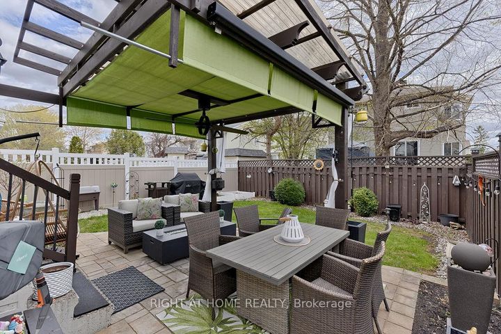 Photo 26 at 29 Peacock Crescent, Nepean (Cedargrove/Fraserdale), Ottawa