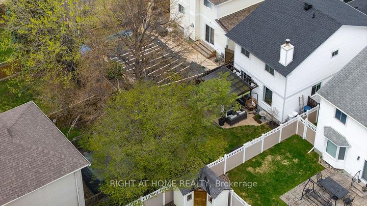 Photo 38 at 29 Peacock Crescent, Nepean (Cedargrove/Fraserdale), Ottawa