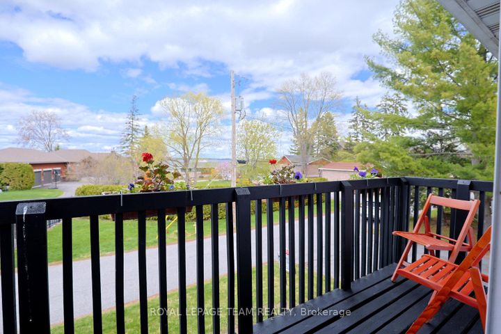 Photo 11 at 136 James Cummings Avenue, Nepean (Crystal Bay/Rocky Point), Ottawa