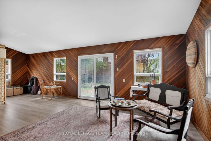 Photo 35 at 136 James Cummings Avenue, Nepean (Crystal Bay/Rocky Point), Ottawa