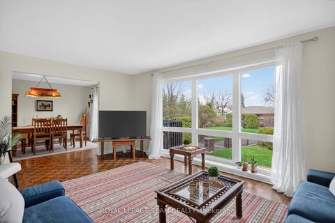 Photo 8 at 136 James Cummings Avenue, Nepean (Crystal Bay/Rocky Point), Ottawa