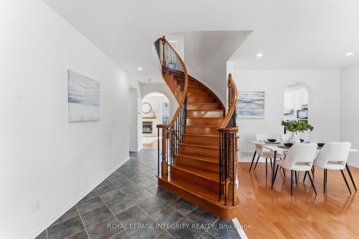 Photo 4 at 68 Greatwood Crescent, Nepean (Barrhaven East), Ottawa