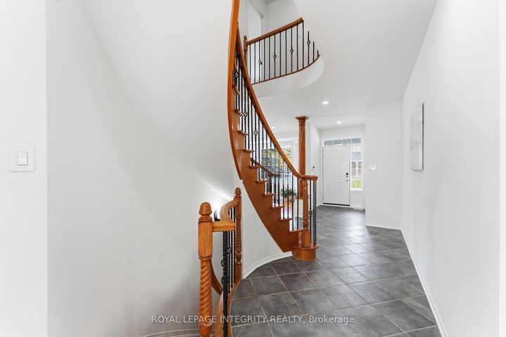 Photo 8 at 68 Greatwood Crescent, Nepean (Barrhaven East), Ottawa