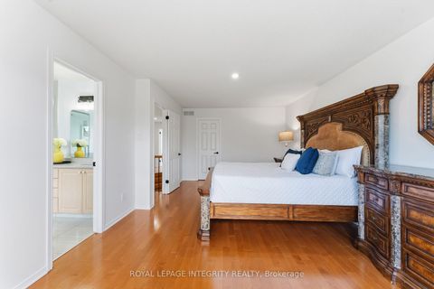 Photo 18 at 68 Greatwood Crescent, Nepean (Barrhaven East), Ottawa