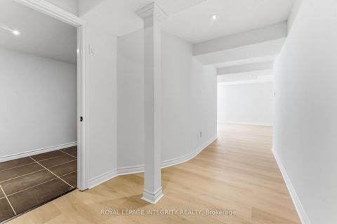 Photo 32 at 68 Greatwood Crescent, Nepean (Barrhaven East), Ottawa