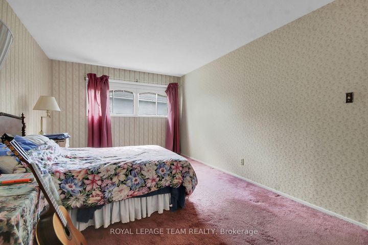 Photo 13 at 2 Aleutian Road, Nepean (Bruce Farm/Graham Park/Qualicum/Bellands), Ottawa
