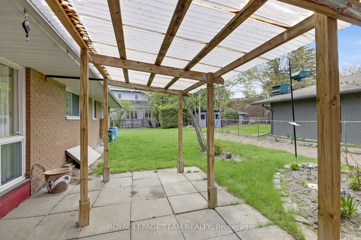 Photo 25 at 2 Aleutian Road, Nepean (Bruce Farm/Graham Park/Qualicum/Bellands), Ottawa