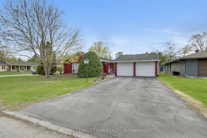 Photo 27 at 2 Aleutian Road, Nepean (Bruce Farm/Graham Park/Qualicum/Bellands), Ottawa