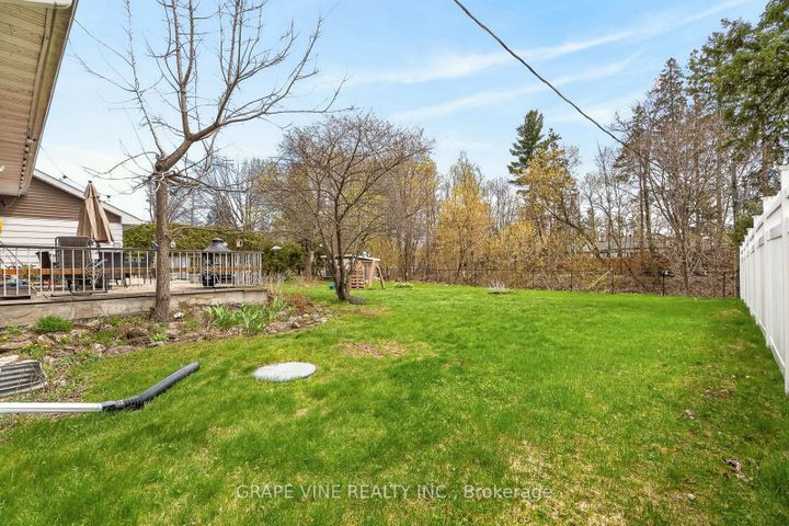 Photo 29 at 46 Macfarlane Road, Nepean (Pineglen/Country Place), Ottawa