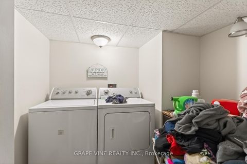 Photo 20 at 46 Macfarlane Road, Nepean (Pineglen/Country Place), Ottawa