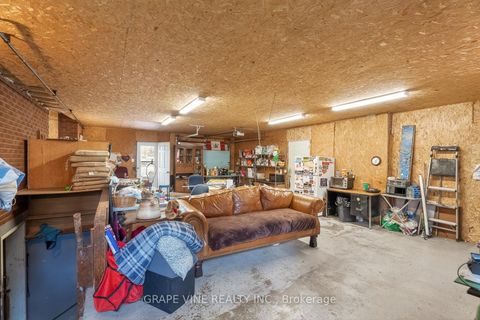 Photo 27 at 46 Macfarlane Road, Nepean (Pineglen/Country Place), Ottawa