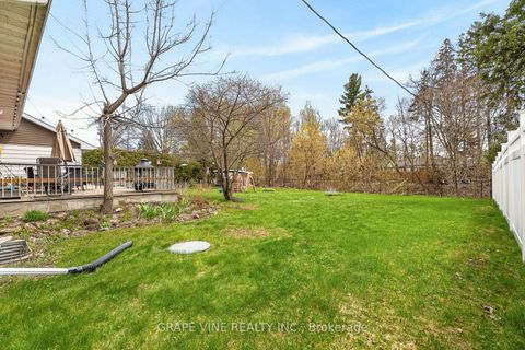 Photo 29 at 46 Macfarlane Road, Nepean (Pineglen/Country Place), Ottawa