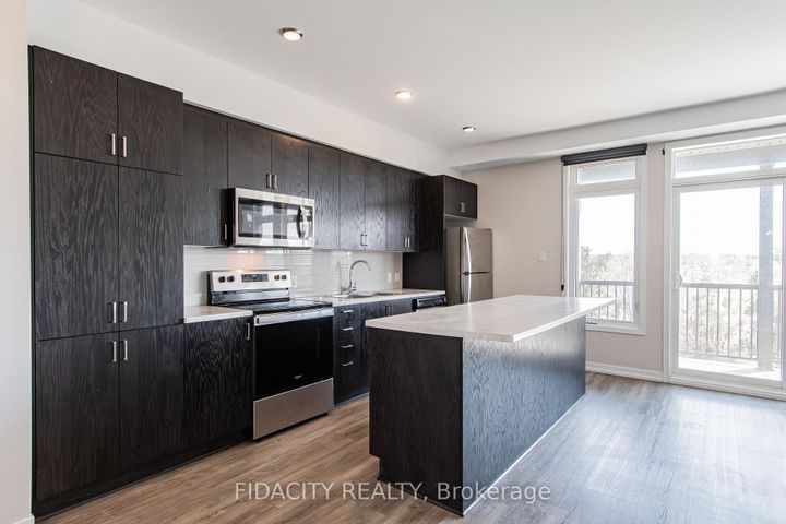 Photo 2 at H - 225 Citiplace Drive, Nepean (Merivale Industrial Park/Citiplace), Ottawa