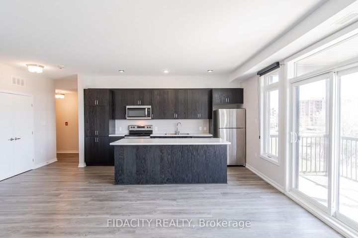 Photo 4 at H - 225 Citiplace Drive, Nepean (Merivale Industrial Park/Citiplace), Ottawa