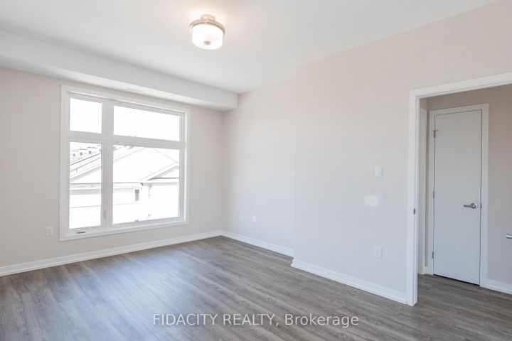 Photo 7 at H - 225 Citiplace Drive, Nepean (Merivale Industrial Park/Citiplace), Ottawa