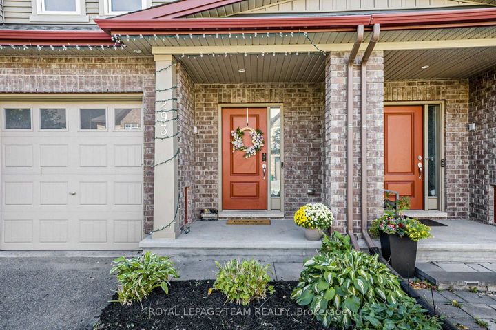 Photo 1 at 293 Fergus Crescent, Nepean (Cedargrove/Fraserdale), Ottawa