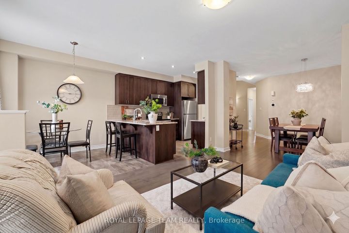 Photo 9 at 293 Fergus Crescent, Nepean (Cedargrove/Fraserdale), Ottawa