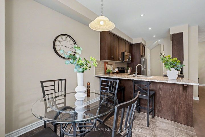 Photo 15 at 293 Fergus Crescent, Nepean (Cedargrove/Fraserdale), Ottawa