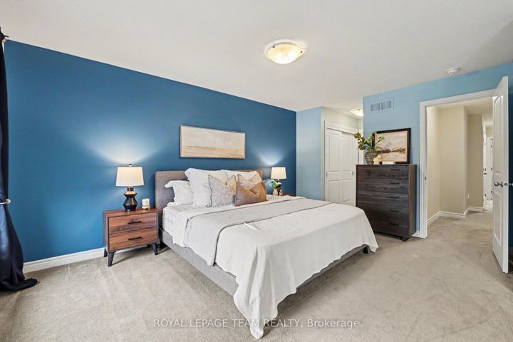 Photo 16 at 293 Fergus Crescent, Nepean (Cedargrove/Fraserdale), Ottawa