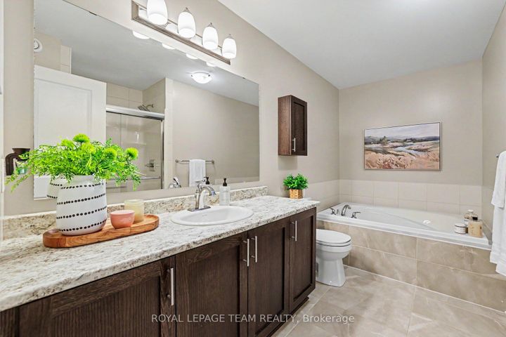 Photo 20 at 293 Fergus Crescent, Nepean (Cedargrove/Fraserdale), Ottawa