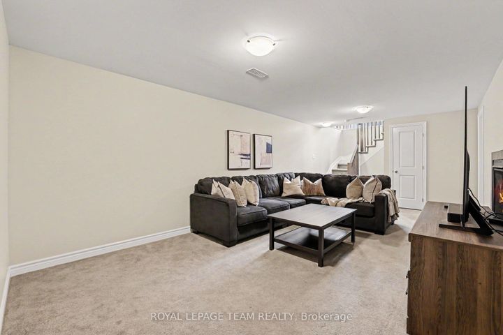 Photo 27 at 293 Fergus Crescent, Nepean (Cedargrove/Fraserdale), Ottawa