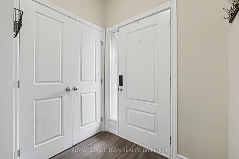 Photo 2 at 293 Fergus Crescent, Nepean (Cedargrove/Fraserdale), Ottawa