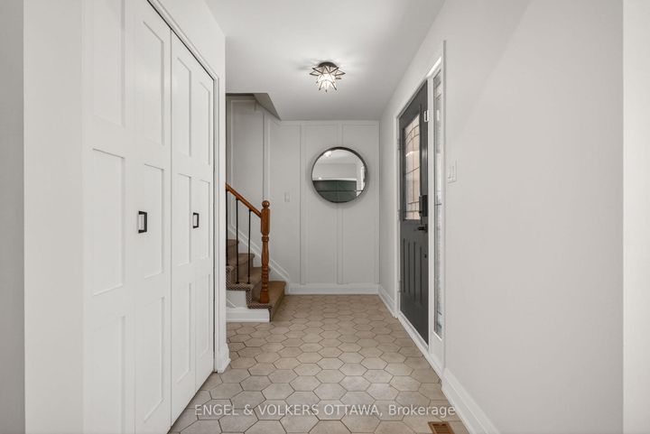 Photo 2 at 12 Mancil Drive, Nepean (Knollsbrook), Ottawa