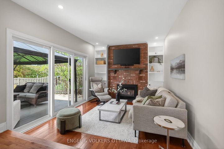 Photo 18 at 12 Mancil Drive, Nepean (Knollsbrook), Ottawa