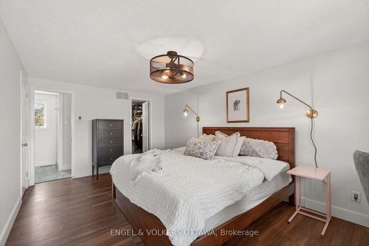 Photo 23 at 12 Mancil Drive, Nepean (Knollsbrook), Ottawa