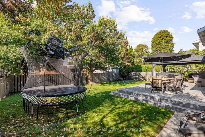 Photo 40 at 12 Mancil Drive, Nepean (Knollsbrook), Ottawa