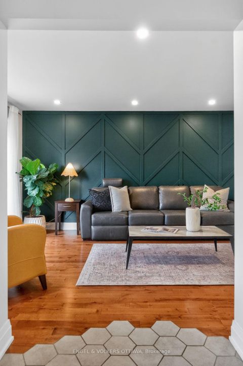 Photo 9 at 12 Mancil Drive, Nepean (Knollsbrook), Ottawa