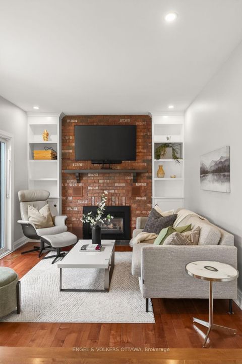 Photo 17 at 12 Mancil Drive, Nepean (Knollsbrook), Ottawa