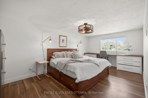 Photo 24 at 12 Mancil Drive, Nepean (Knollsbrook), Ottawa
