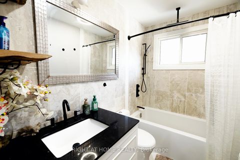 Photo 7 at 134 David Drive, Nepean (Meadowlands/St. Claire Gardens), Ottawa