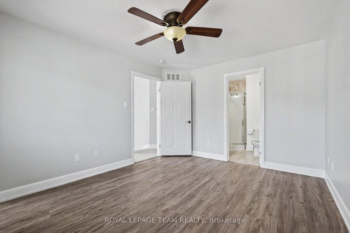 Photo 15 at 27 Dundalk Private, Nepean (Stonebridge), Ottawa