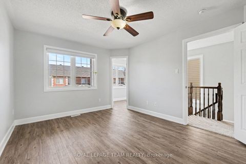 Photo 7 at 27 Dundalk Private, Nepean (Stonebridge), Ottawa