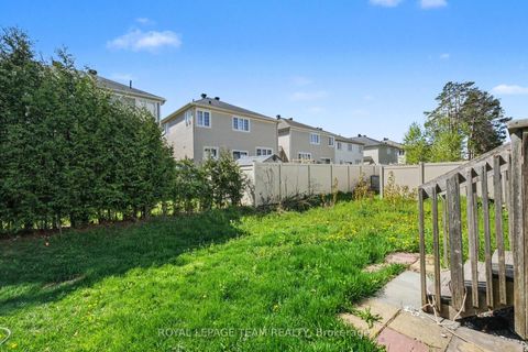 Photo 27 at 27 Dundalk Private, Nepean (Stonebridge), Ottawa