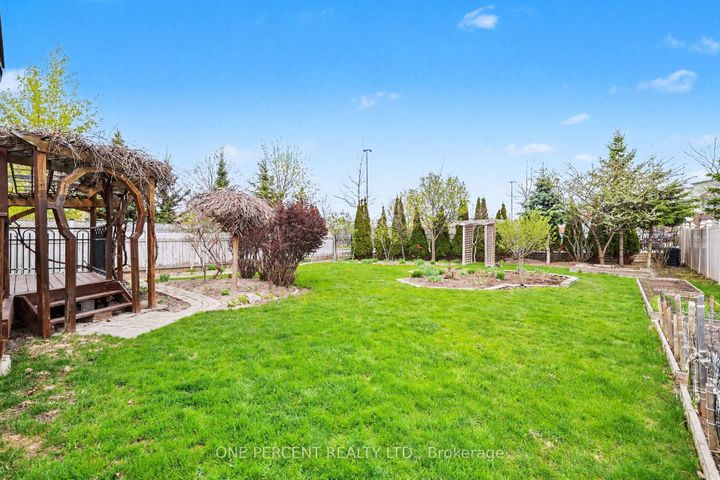 Photo 24 at 860 Taradale Drive, Nepean (Strandherd), Ottawa